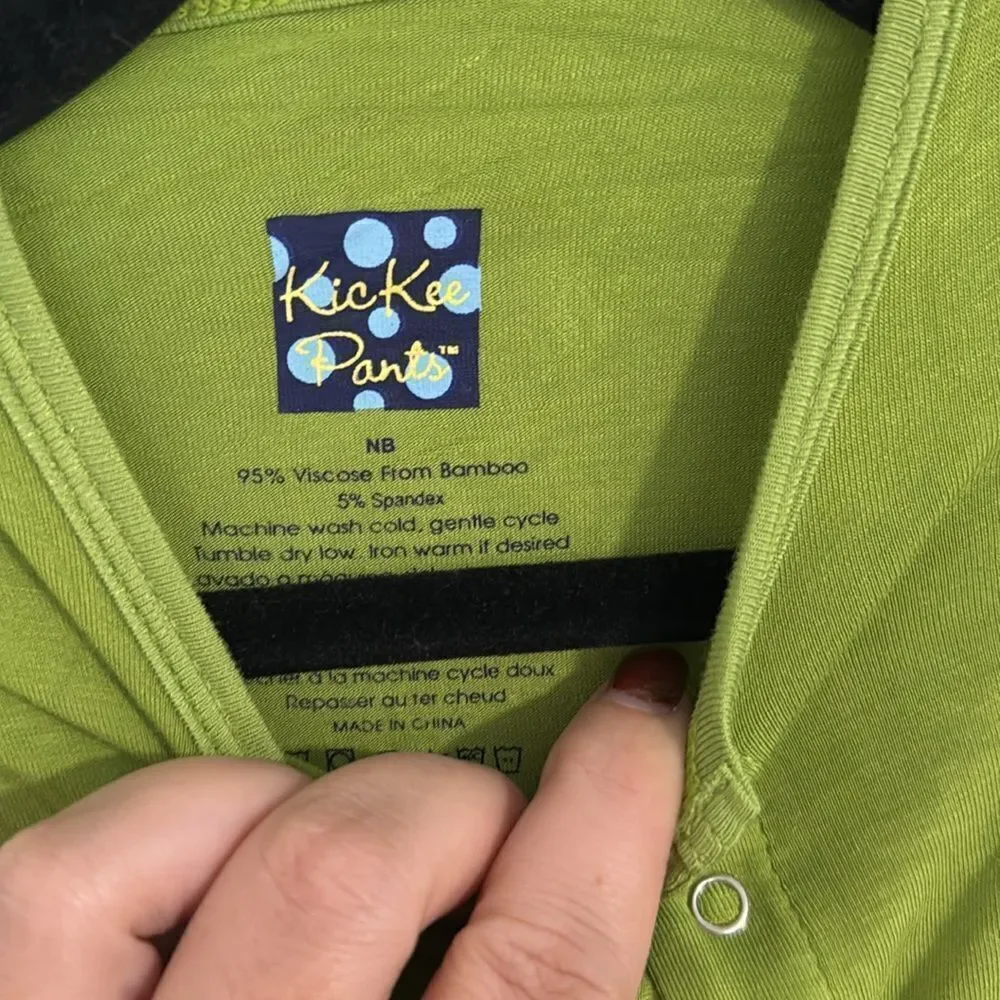 NWT- Kickee Pants- Green bamboo snap coveralls with muffin detail- Size Newborn